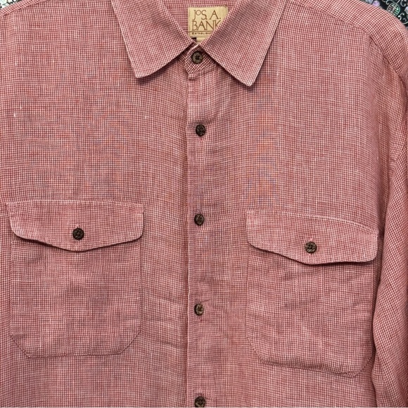 Jos A Bank Men’s L Red 100% Linen Shirt Long Sleeve Button Front Pockets - Picture 3 of 5